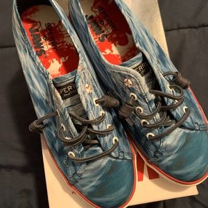 Sperrys Jaws Edition